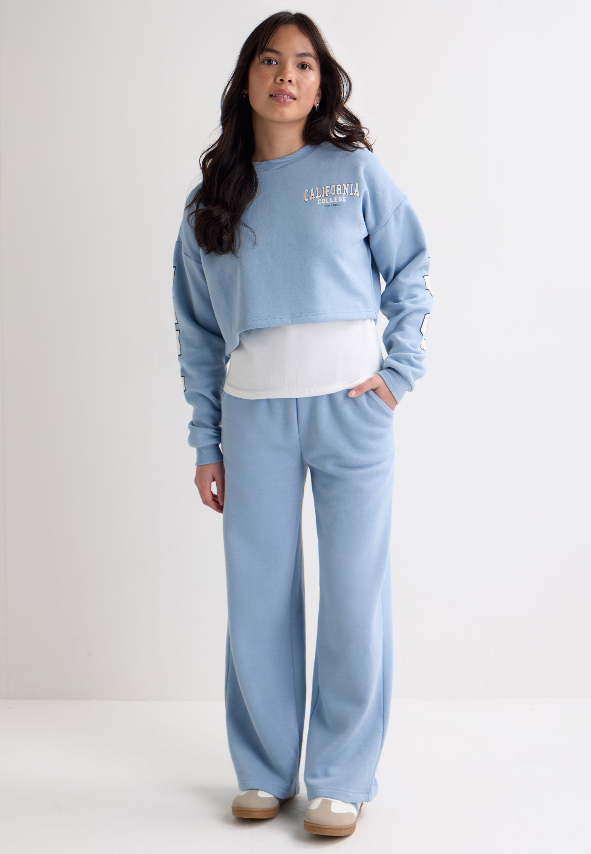 Older Girls Blue Wide Leg Jogging Bottoms