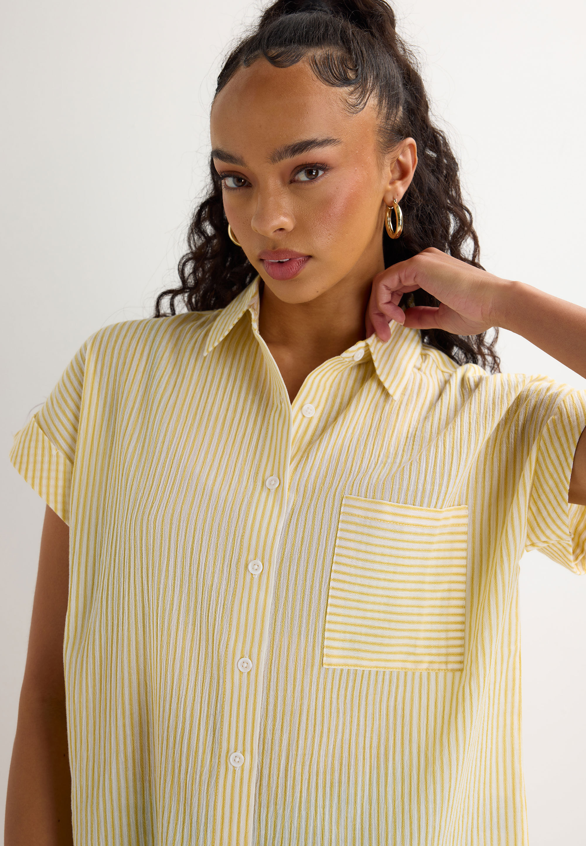 Womens Yellow Stripe Crinkle Short Sleeve Shirt