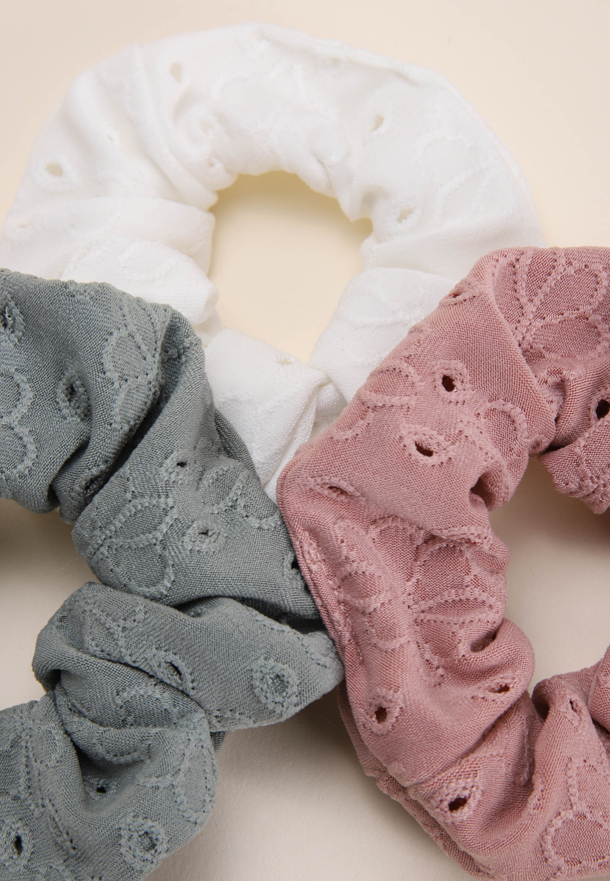 Womens 3pk Pink, Green and Cream Scrunchies