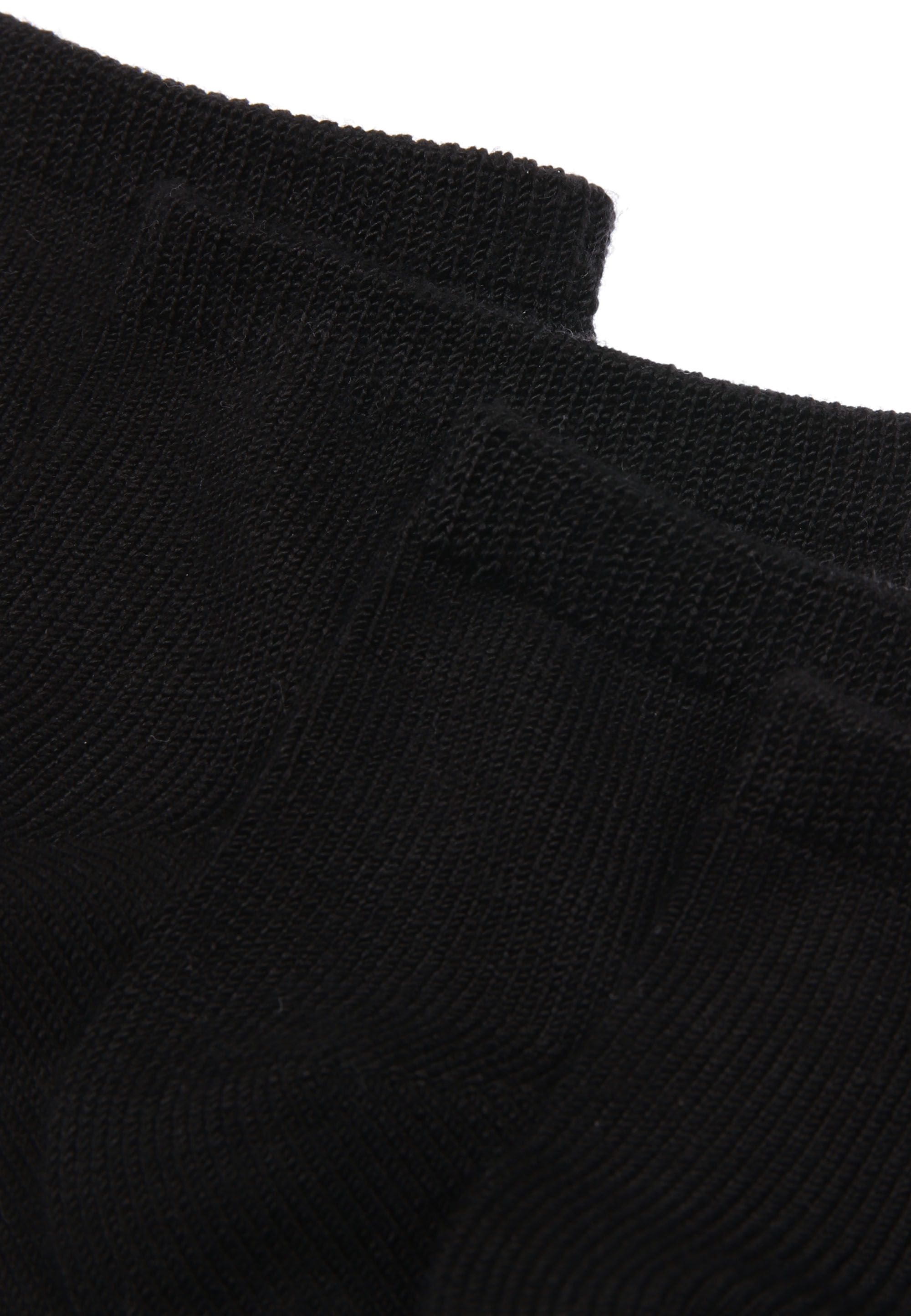 Boys 4pk Black Supersoft Trainer Socks