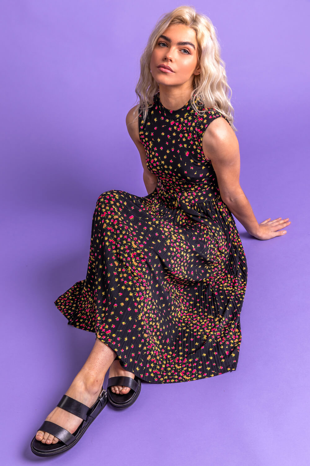 Black Floral Pleated Belt Waist Maxi Dress
