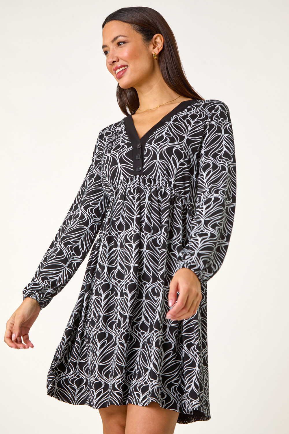 Black Geometric Print Buttoned Stretch Dress