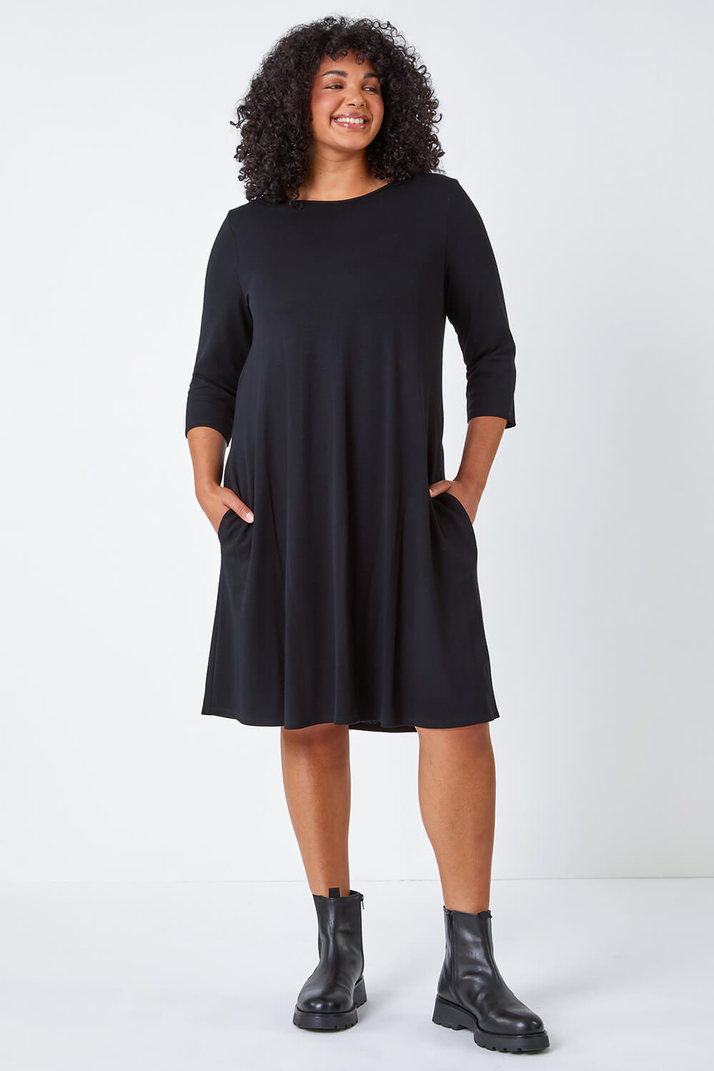 Black Curve Pocket Detail Swing Stretch Dress