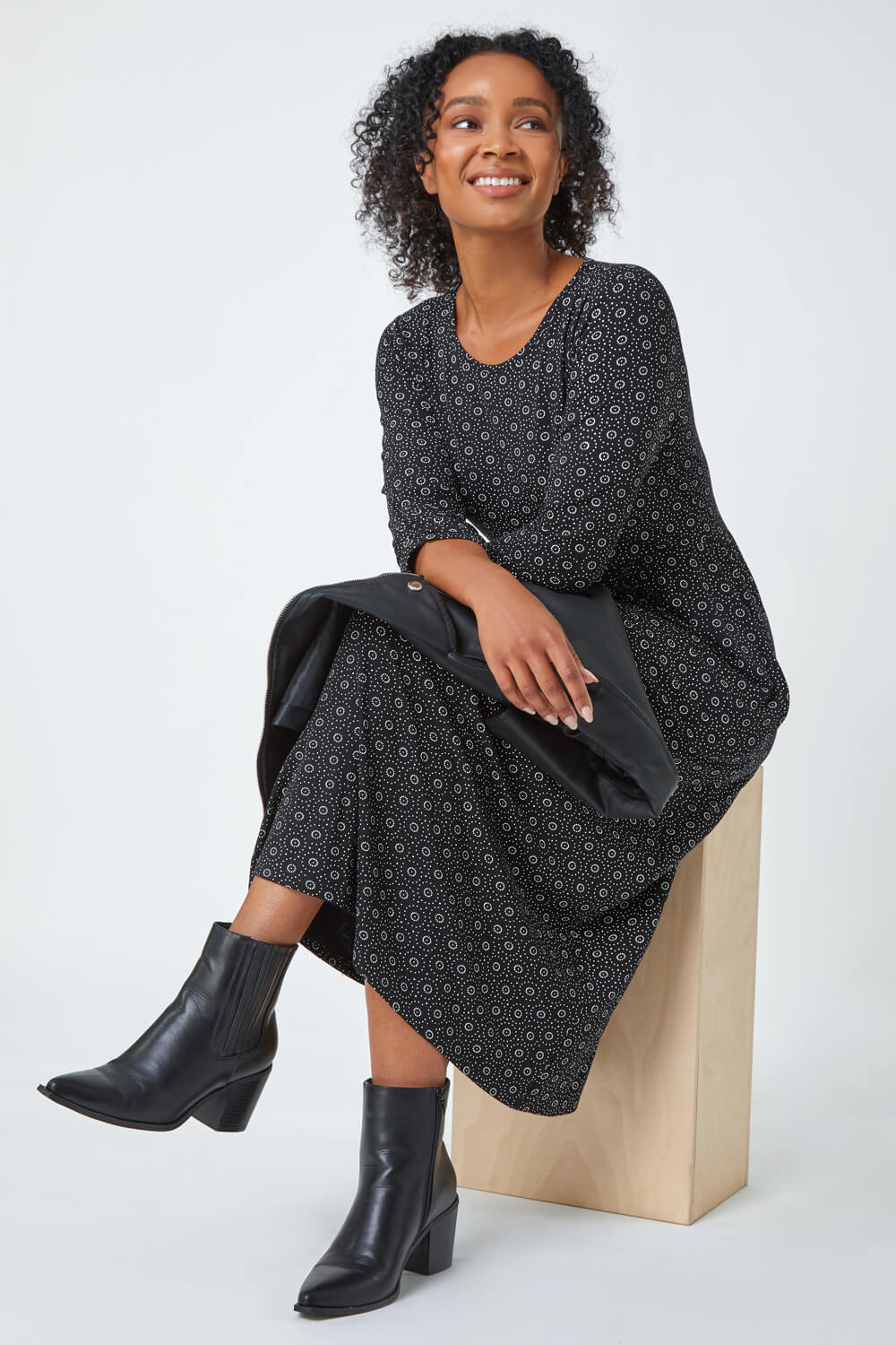 Black Petite Spot Pocket Stretch Ruched Midi Dress