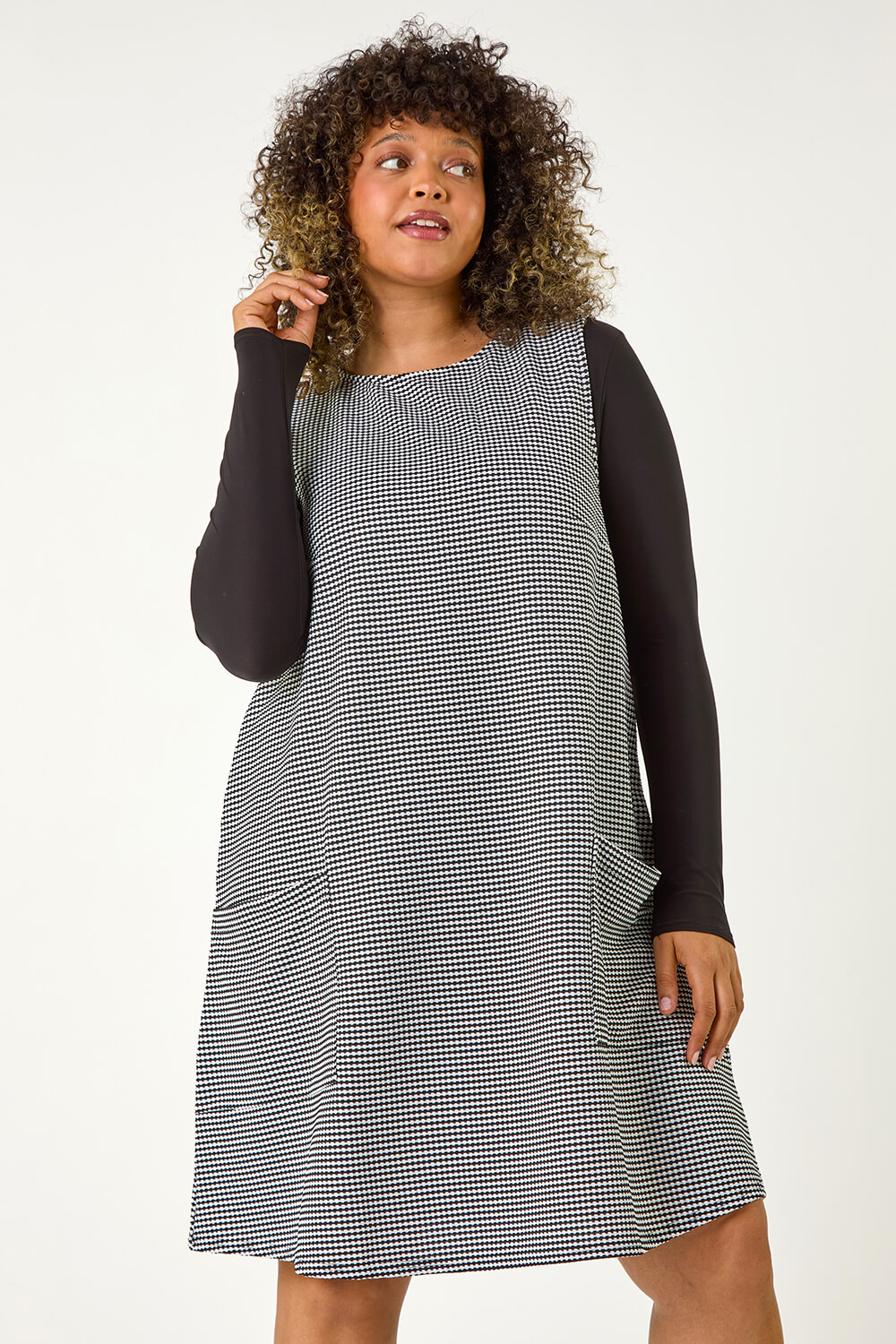 Black Curve Checkered Stretch Pocket Dress