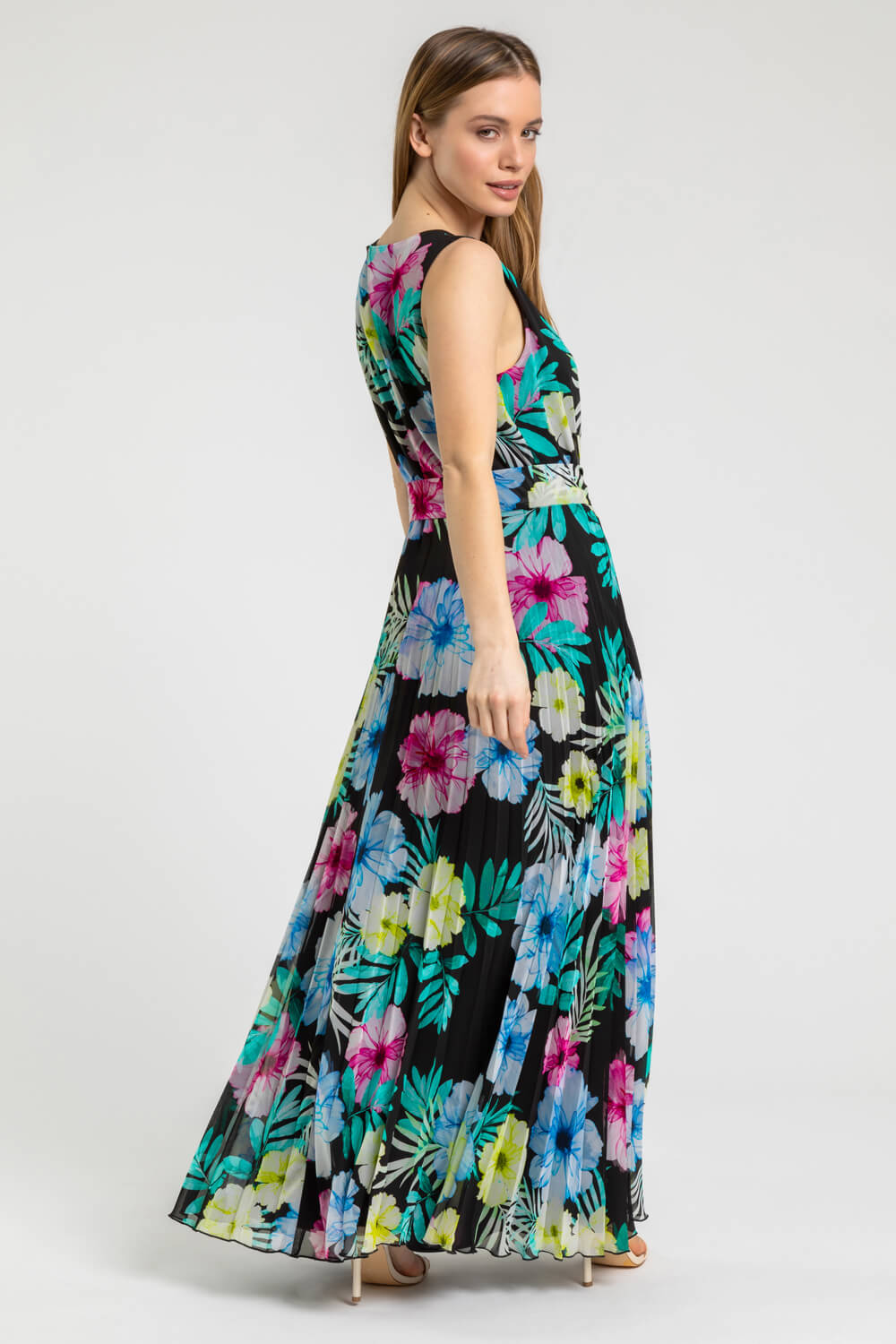 Black Petite Floral Pleated Maxi Dress