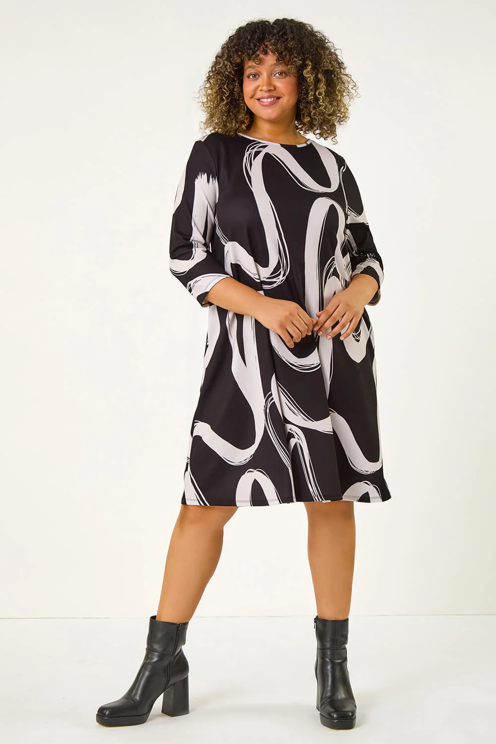 Black Curve Brush Print Stretch Swing Dress