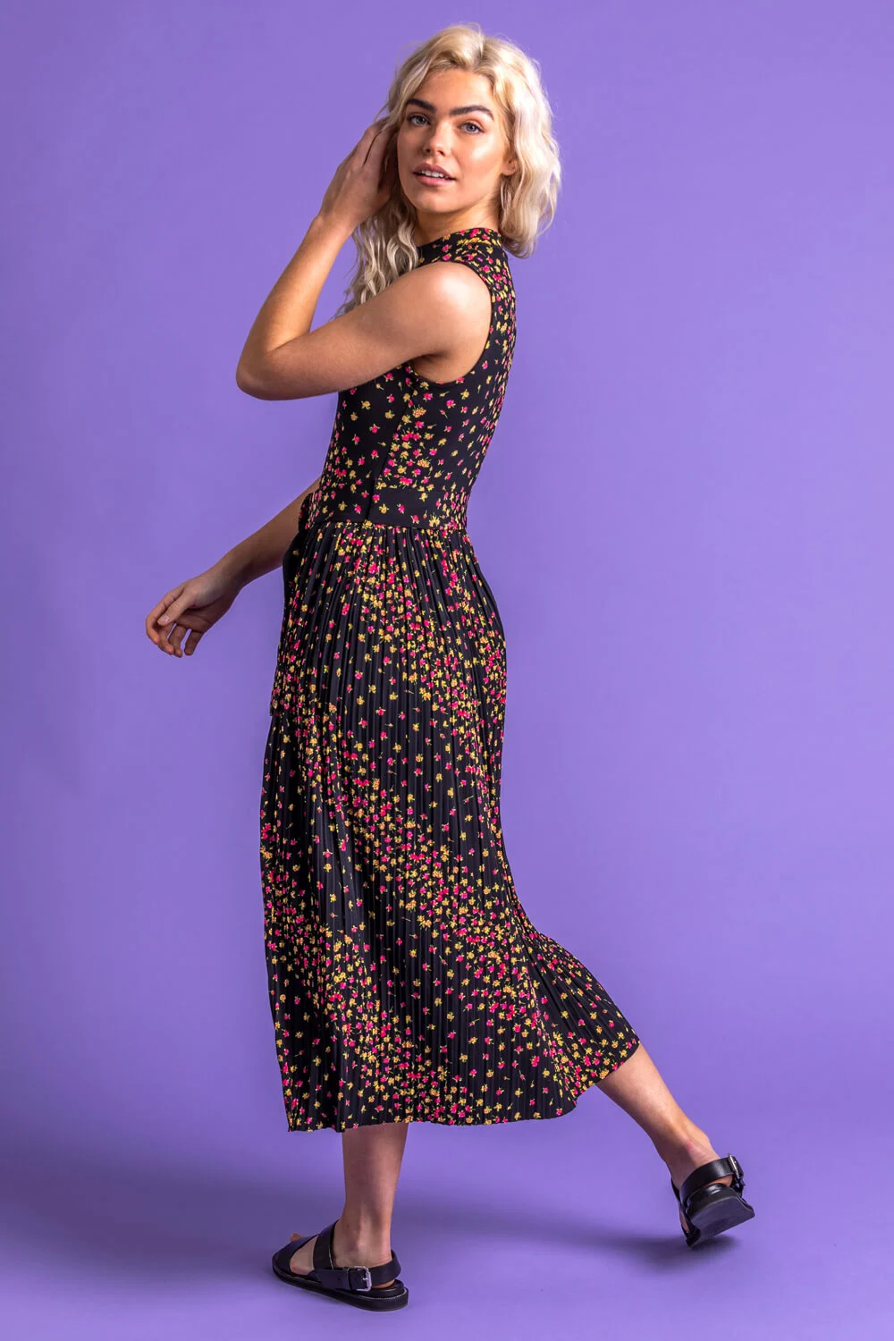 Black Floral Pleated Belt Waist Maxi Dress