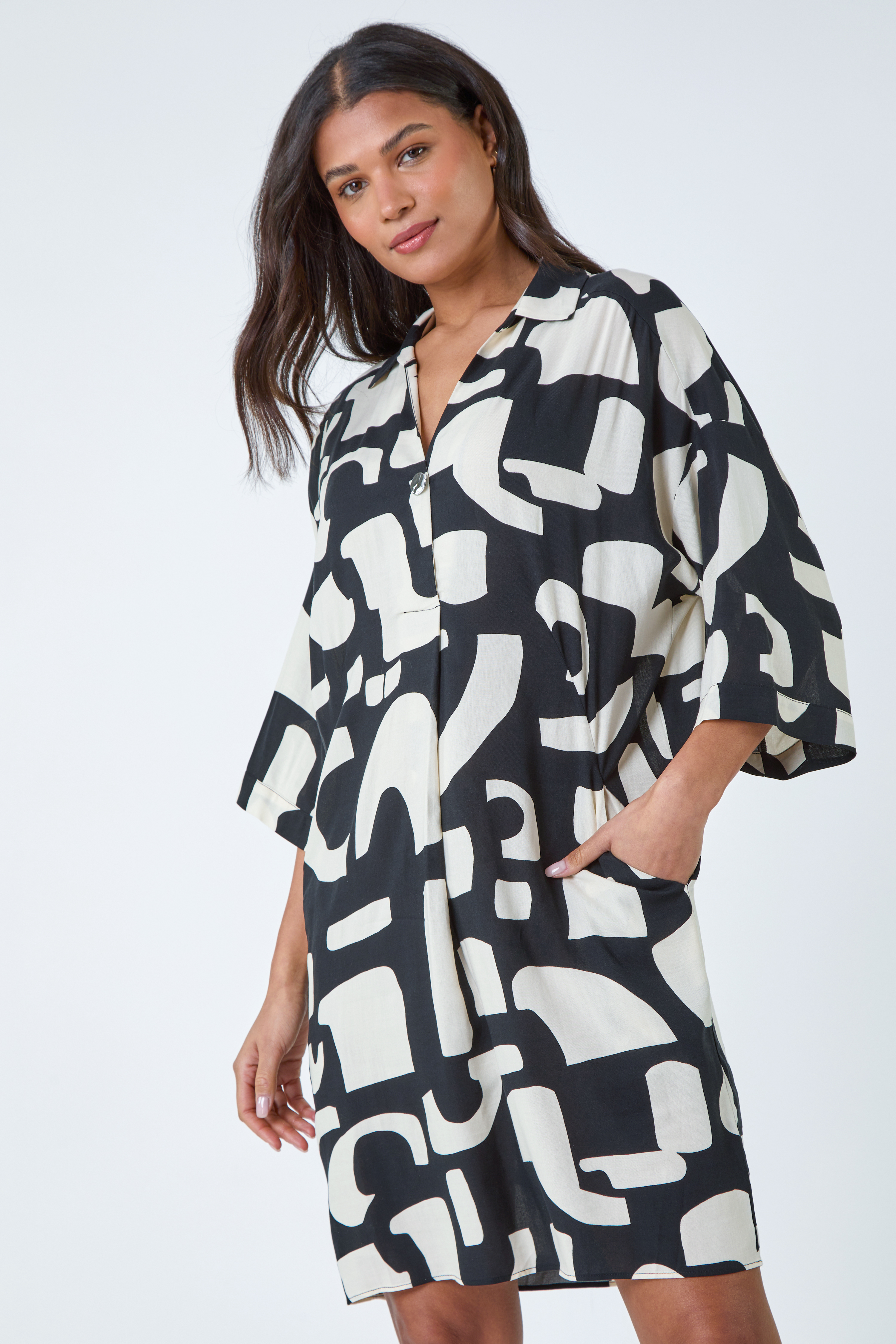 Black Abstract Pocket Detail Cocoon Shirt Dress
