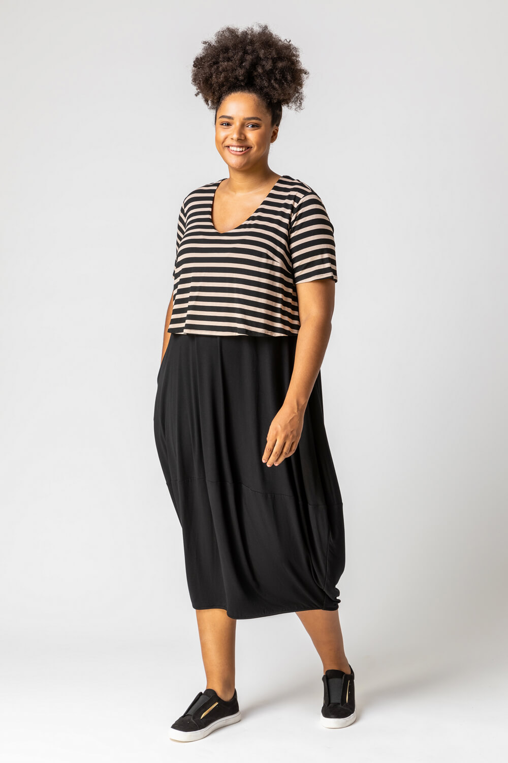 Beige Curve Stripe Contrast Print Jersey Dress