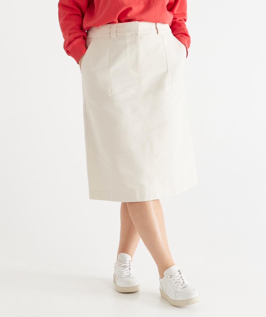 Mid Length Side Pocket Skirt
