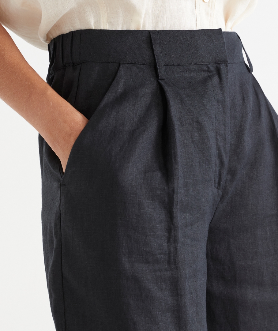 Linen Bermuda Short