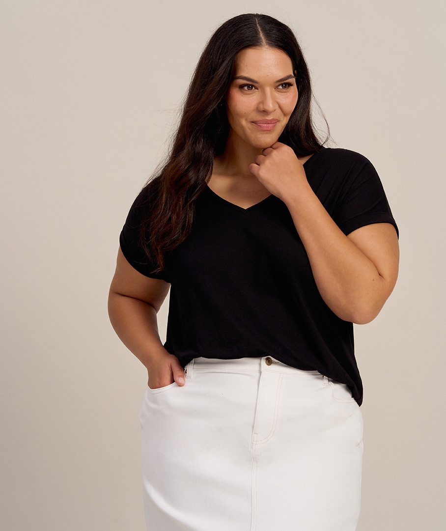 Relaxed Fit 100% Cotton Tee