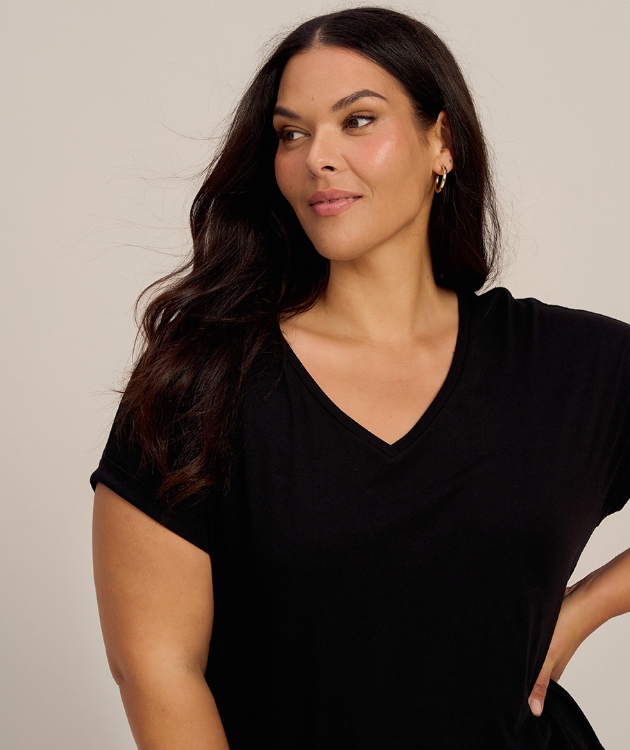 Relaxed Fit 100% Cotton Tee