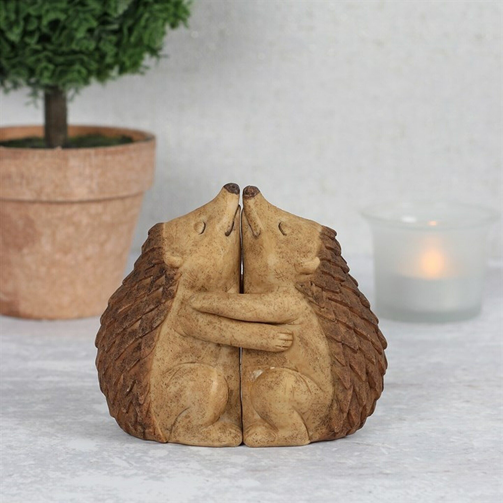 Animal Love Couple Cuddling Pair Figurine Ornament Home Decor