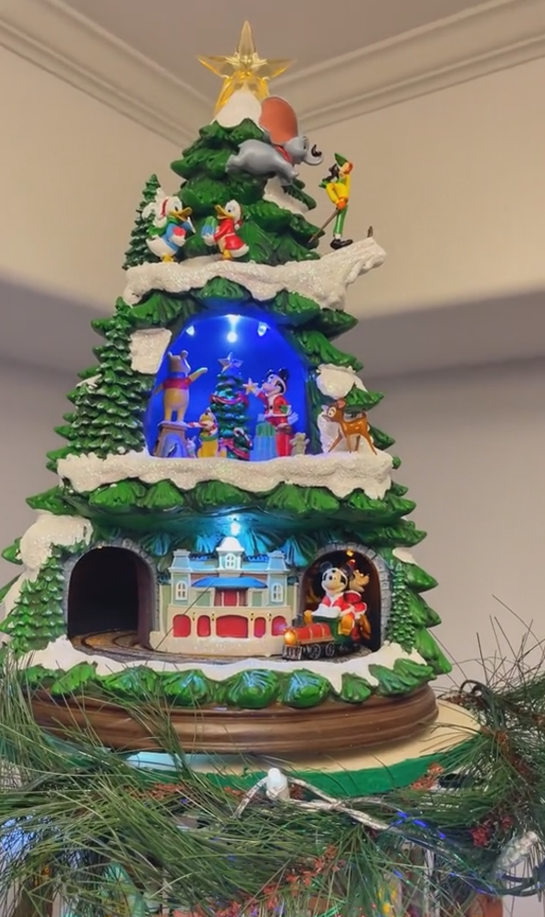 🎅Ferris Wheel Christmas Tree (With A Train, A Ferris Wheel, A Brightly Lit House And A Santa)🎄