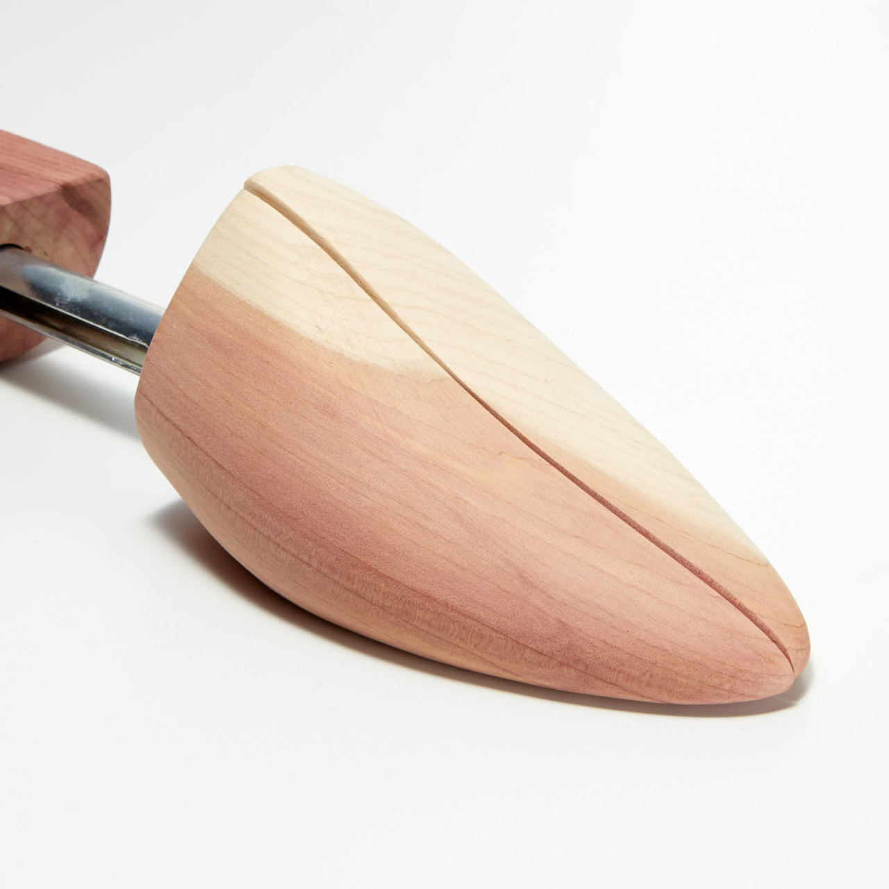 Cedar Red Shoe Tree
