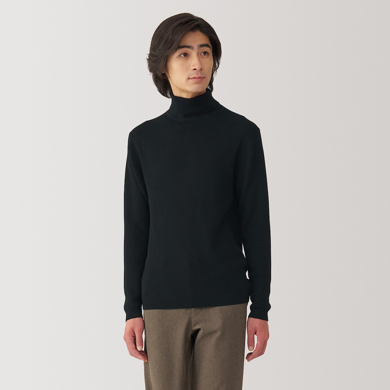 Men's Fine Knit Wool Ribbed Turtle Neck Jumper