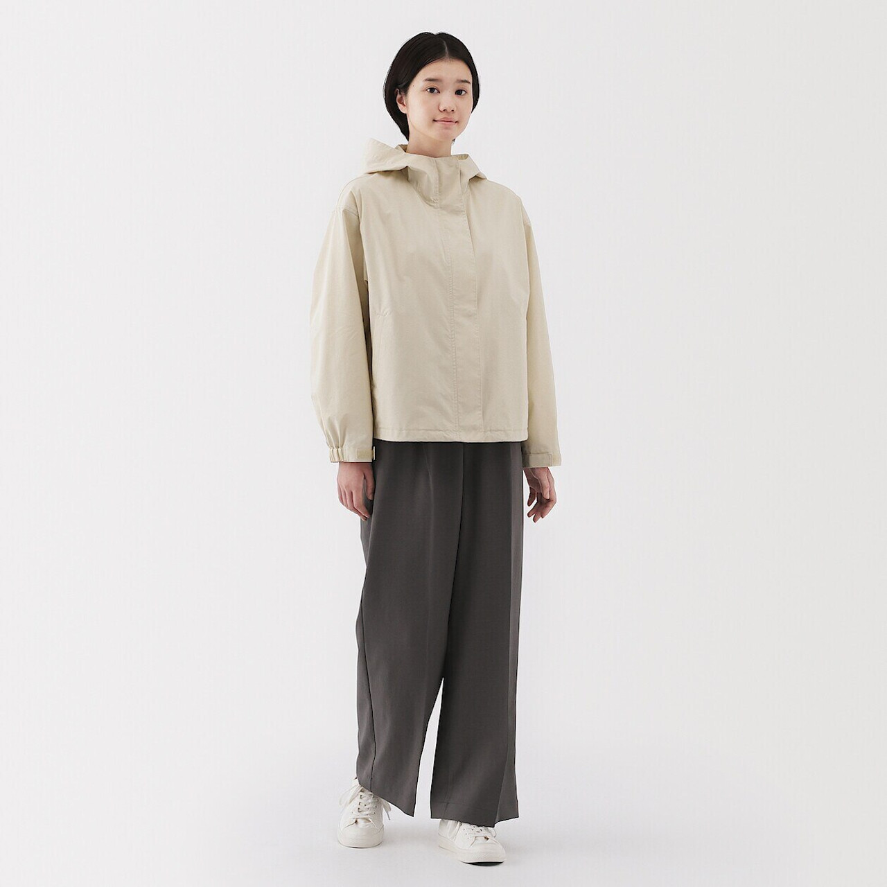 Women's Water‐Repellent Hooded Jacket