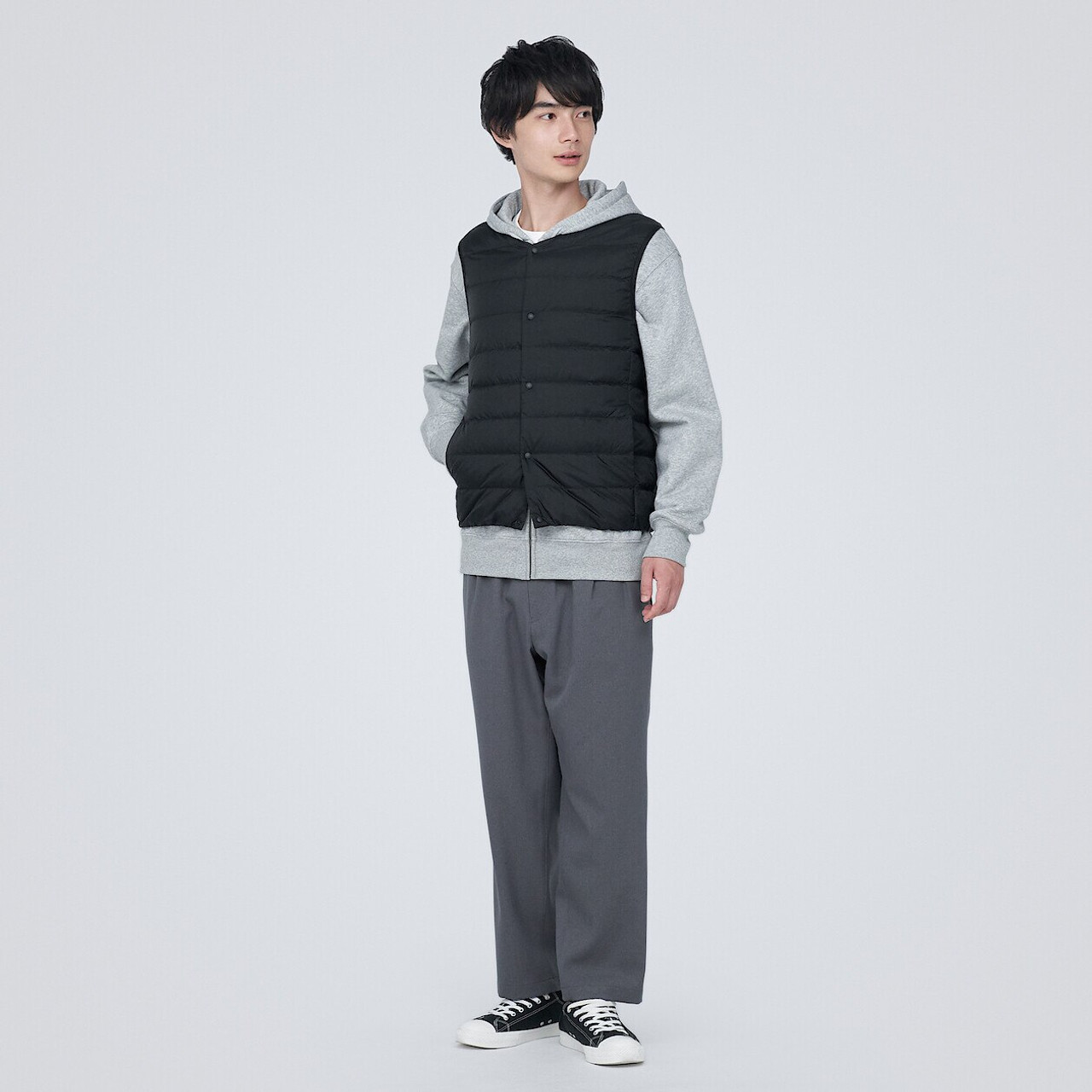 Men's Recycled Nylon Lightweight Collarless Down Gilet.