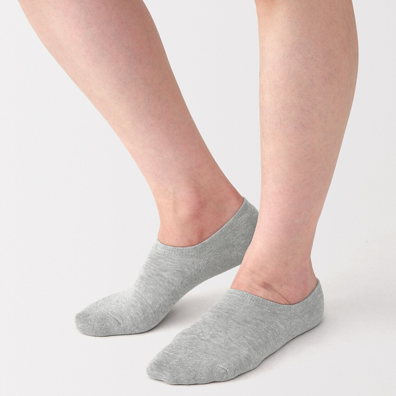 Women's Right Angle Plush Trainer Socks.