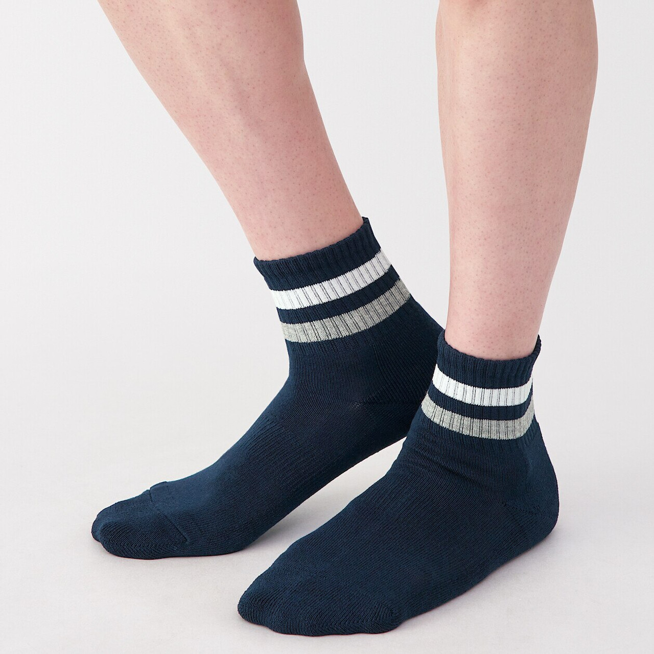 Men's Right Angle Plush Short Lined Socks