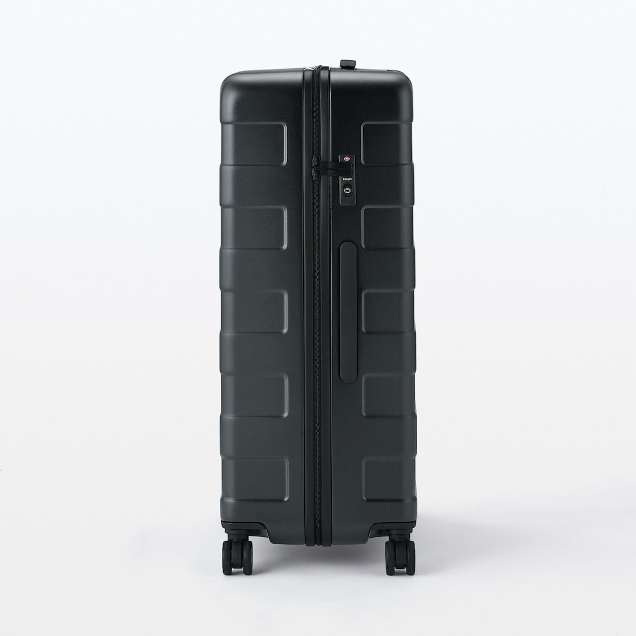 Large Hard Shell Suitcase ‐ 105 L