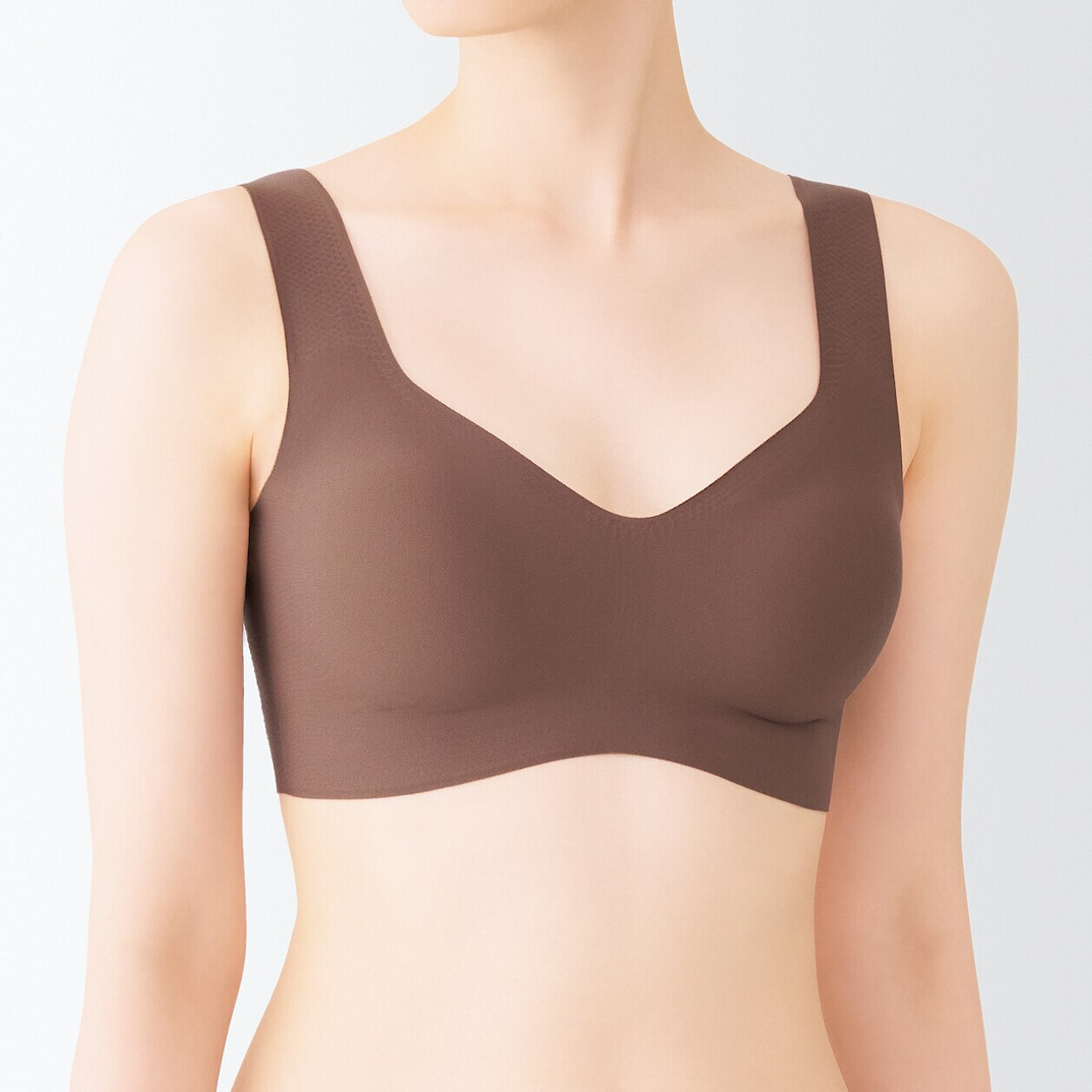 Women's Complete Seamless Padded Bra.