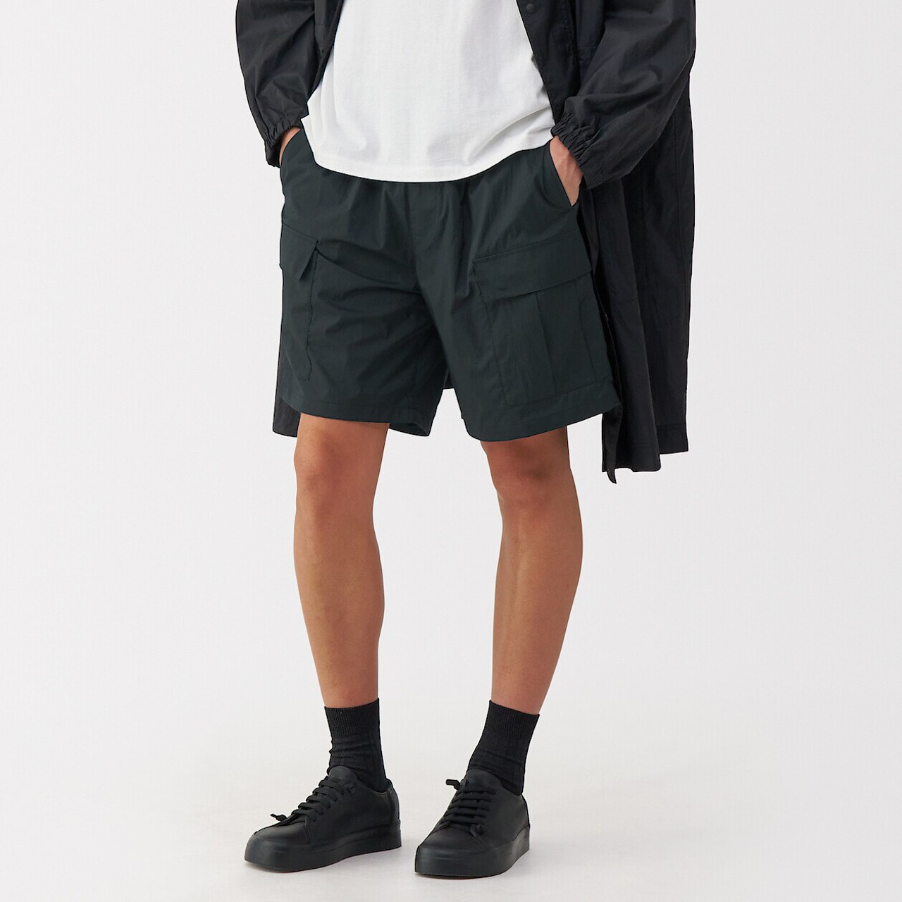 Men's Water‐Repellent Nylon Cargo Shorts