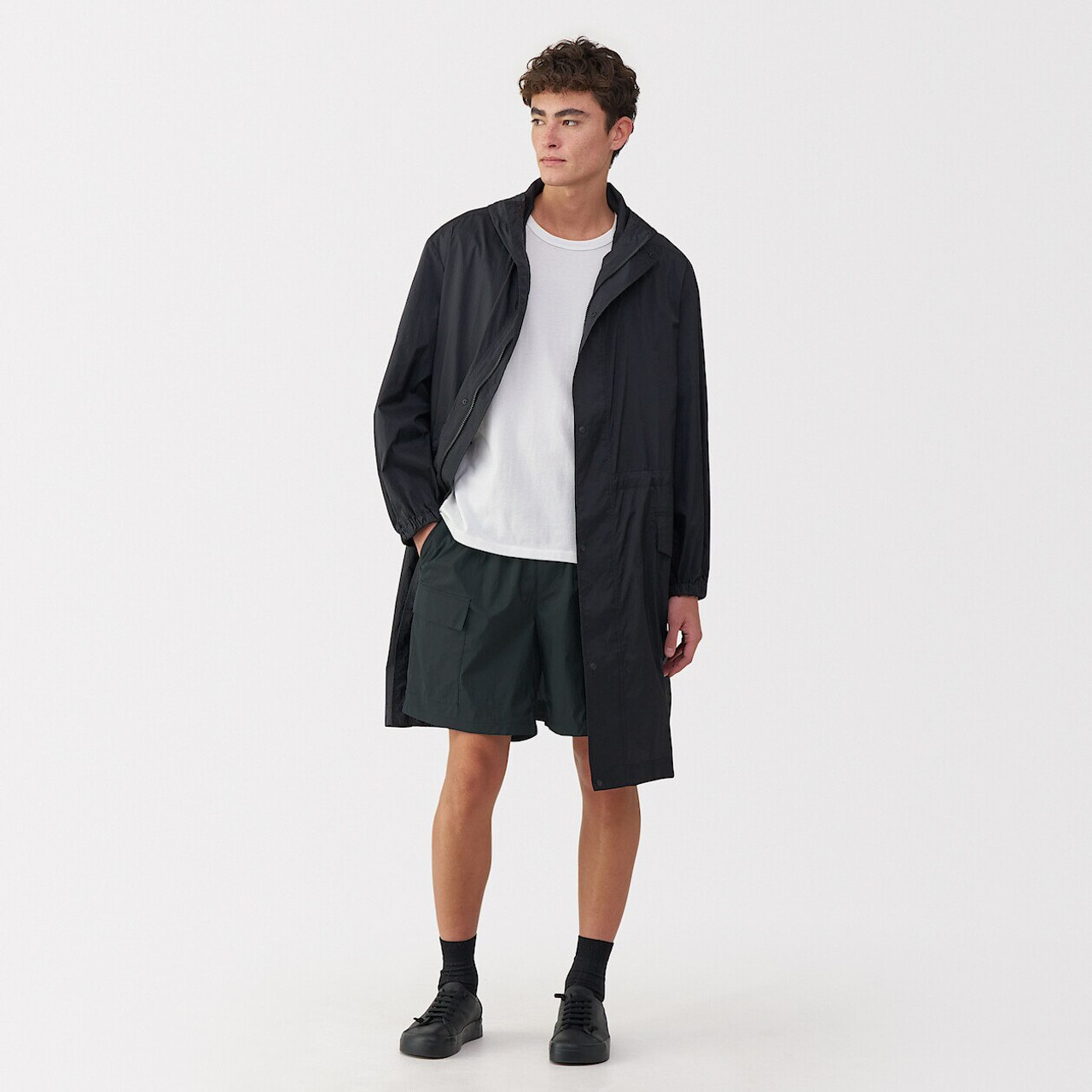 Men's Water‐Repellent Nylon Cargo Shorts
