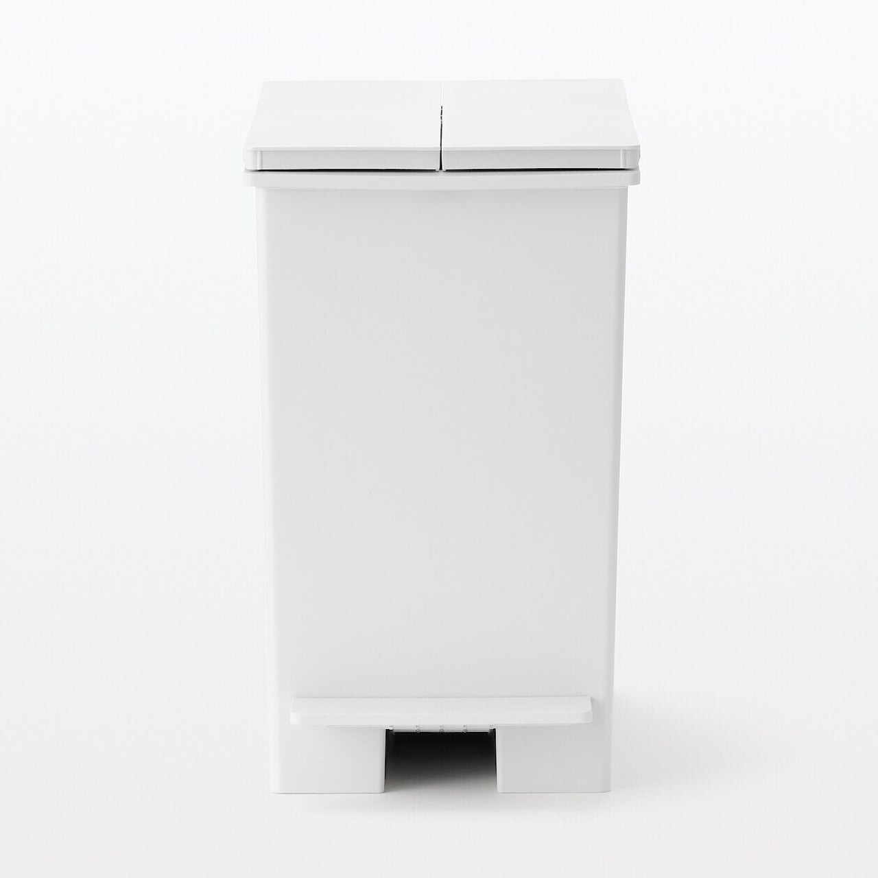 PP Pedal Dust Bin with Lid ‐ Small