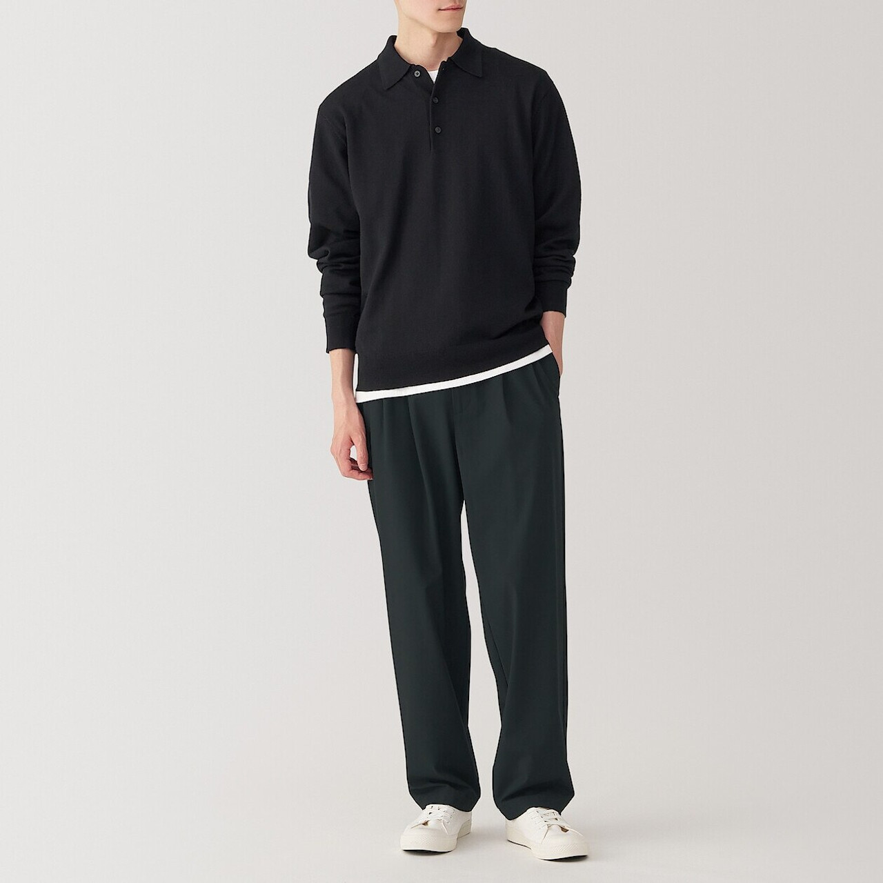 Men's Crease‐Resistant Pleated Trousers