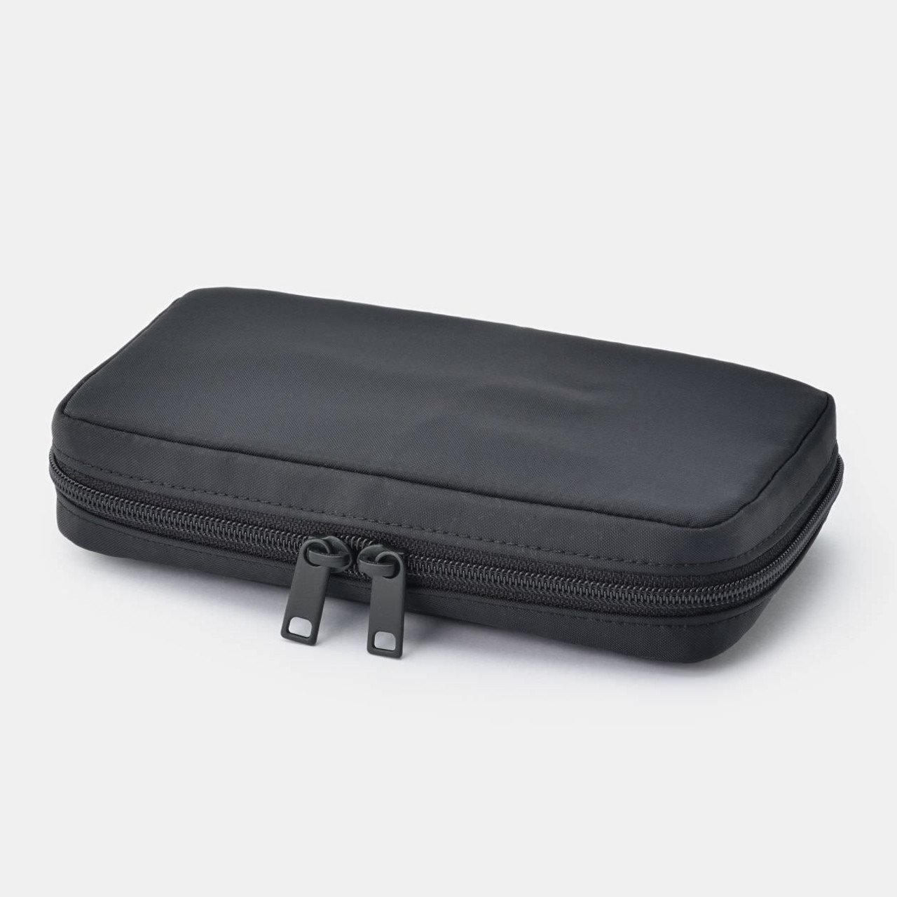 Cosmetic Travel Makeup Bag ‐ Pouch