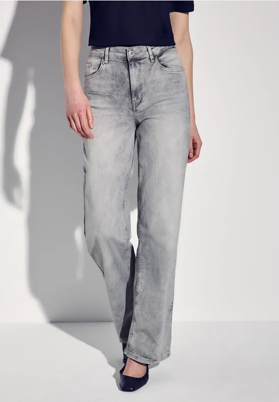 Wide Leg Jeans