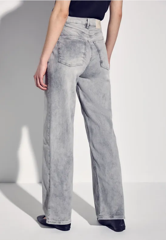 Wide Leg Jeans