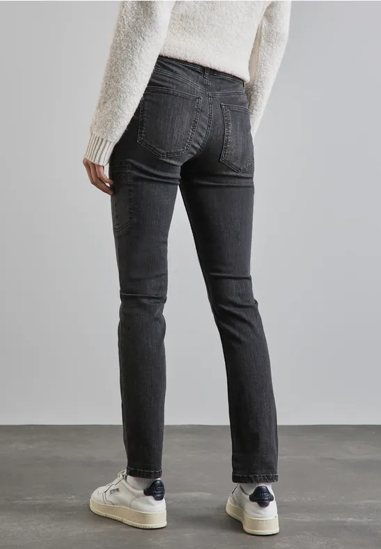 Jeans im Cargo-Look