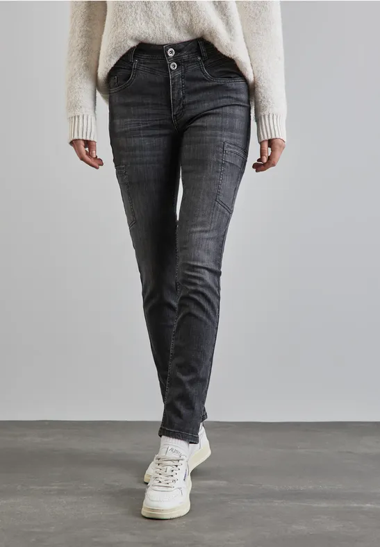 Jeans im Cargo-Look