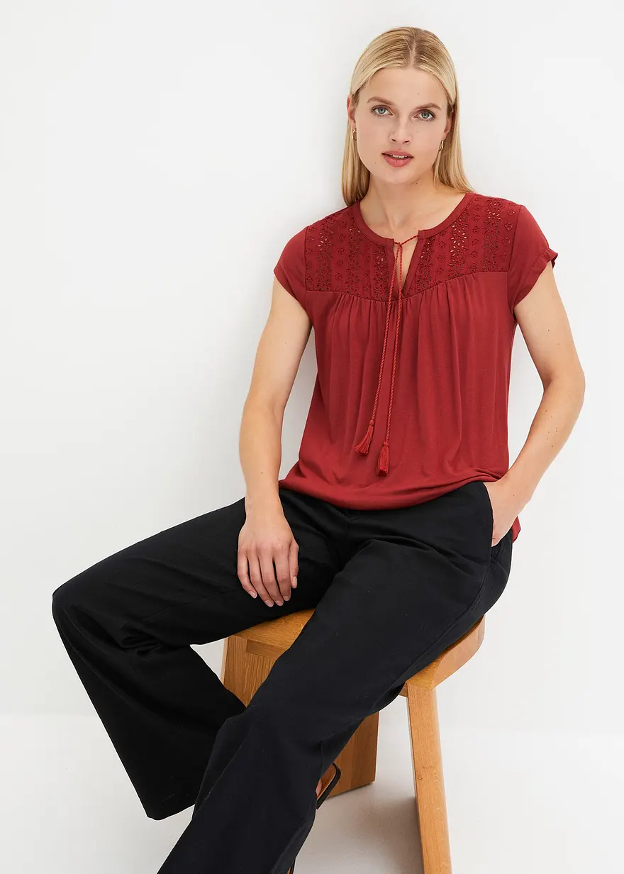 Shirt mit Lochstickerei