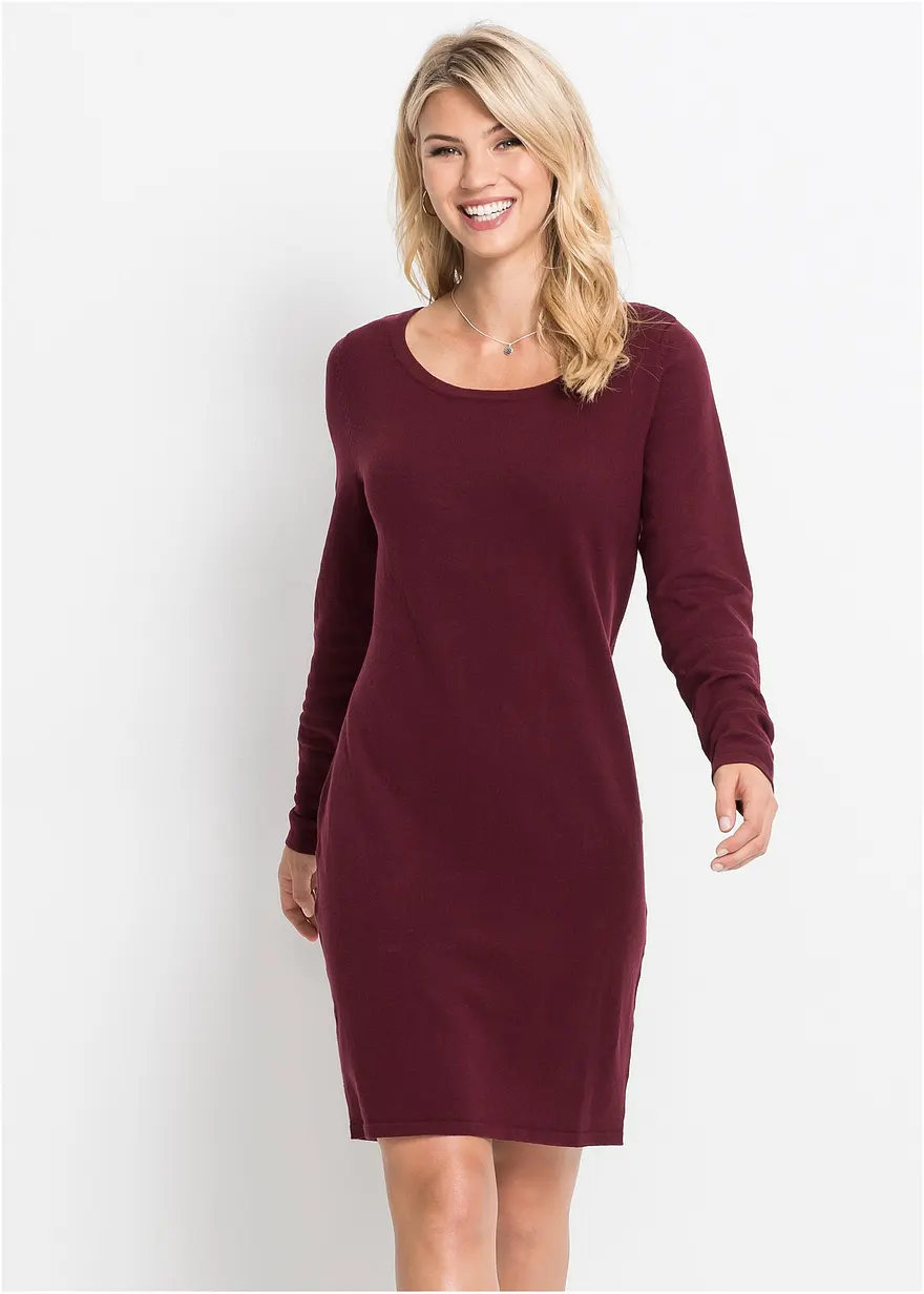 Strickkleid mit legerem Schnitt