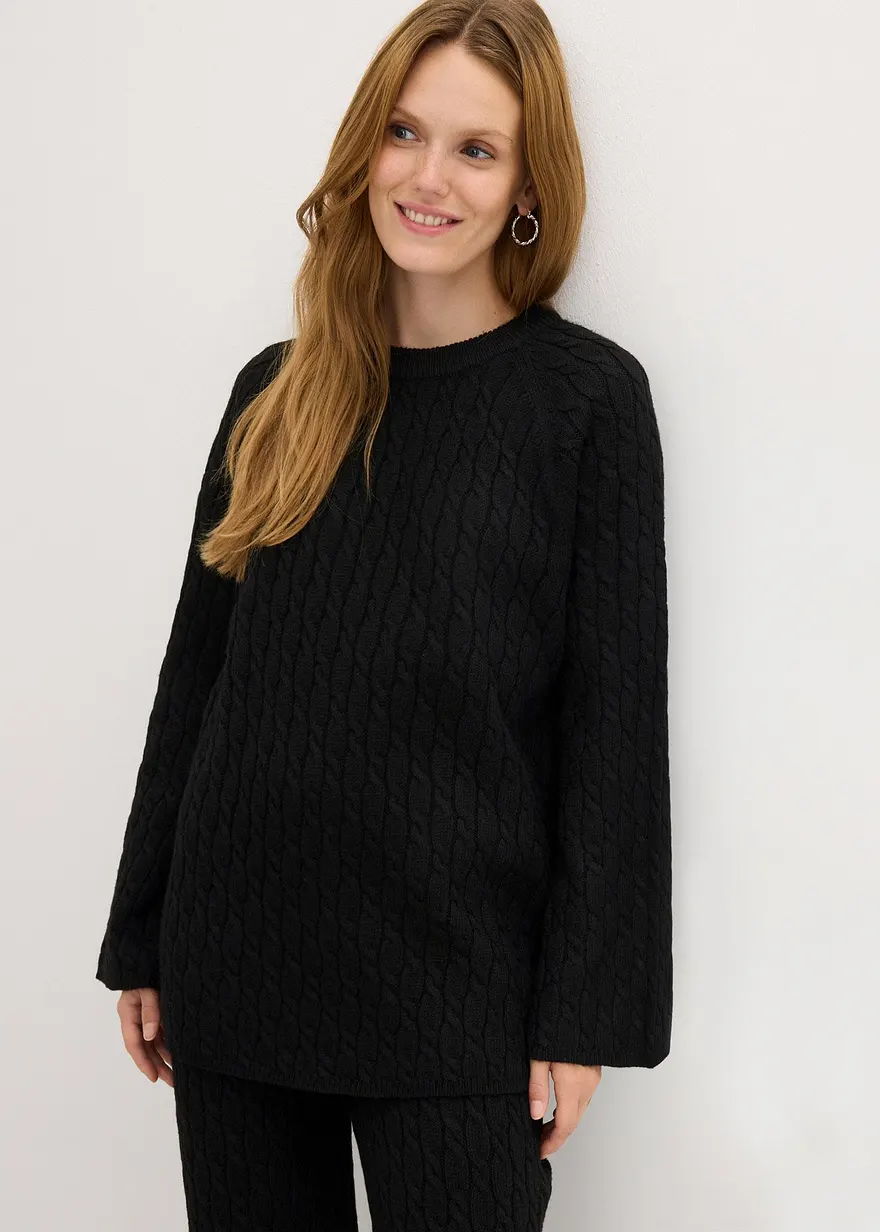 Oversize-Pullover mit Zopfmuster