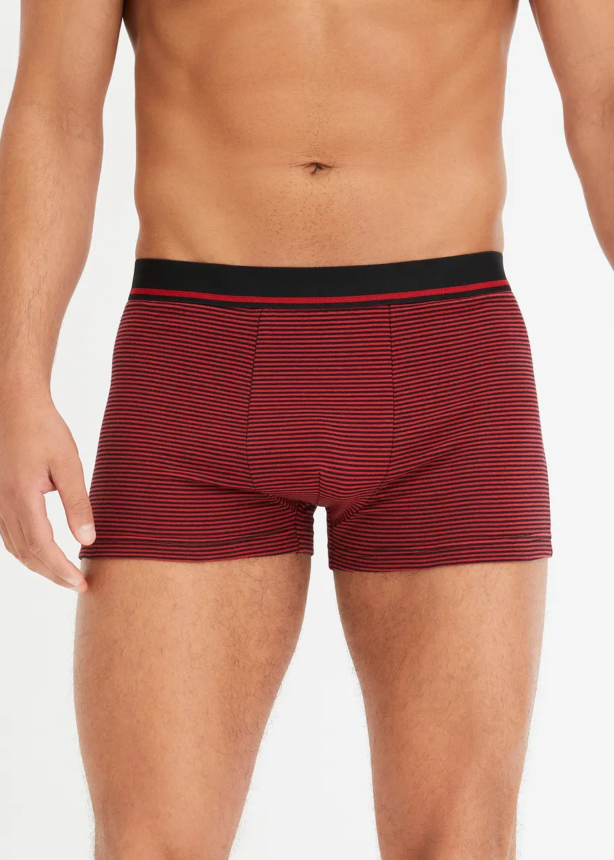 Boxershorts eng mit Bio-Baumwolle (3er Pack)