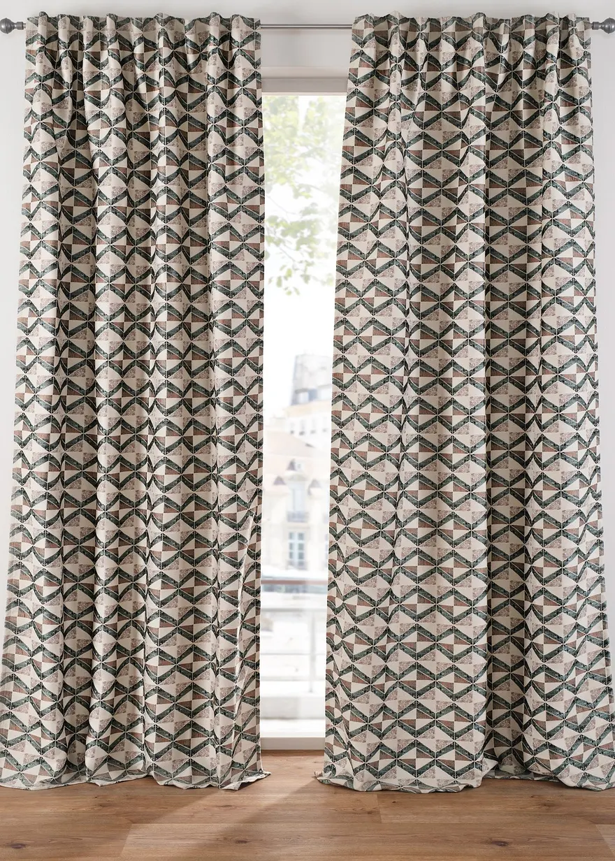 Jacquard Vorhang mit grafischem Muster