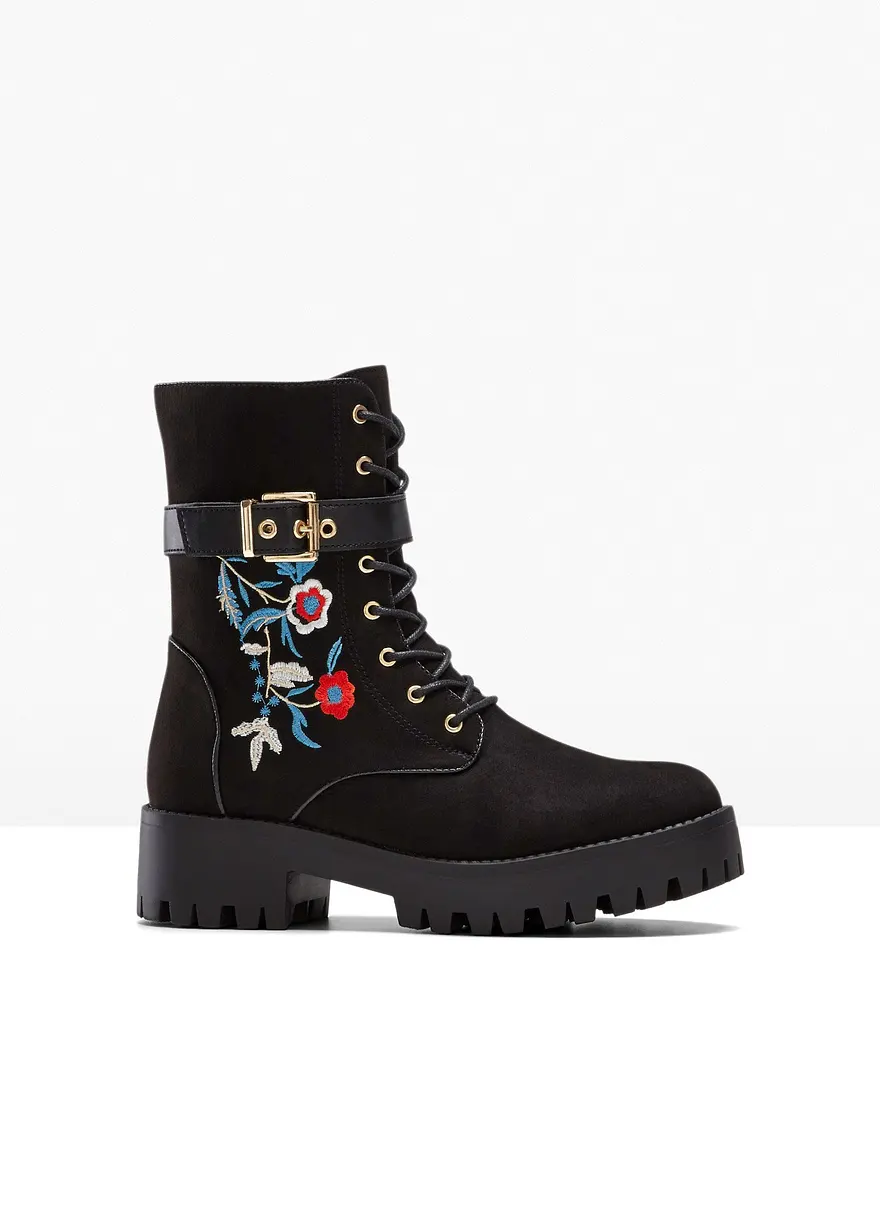 Schnürstiefel
