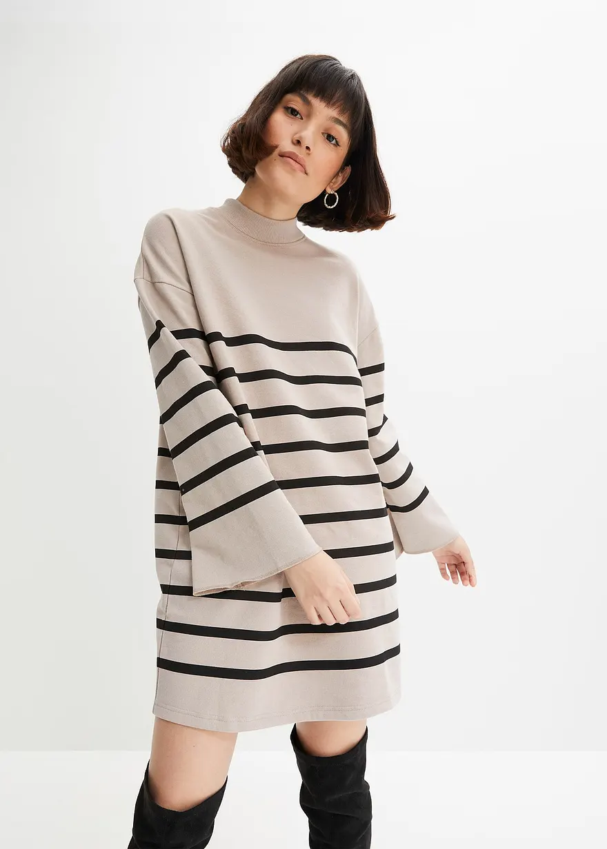 Bequemes Sweatkleid aus Baumwoll-Mix