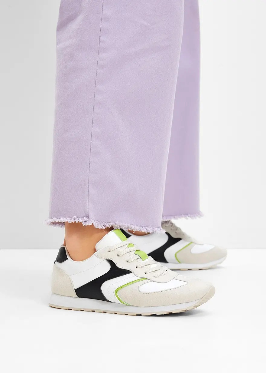 Sneaker