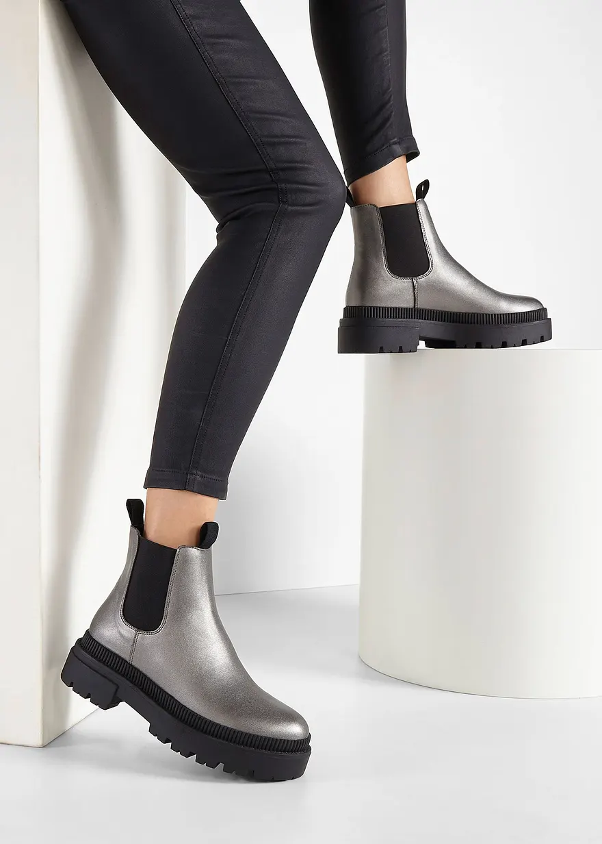 Chelsea Boot