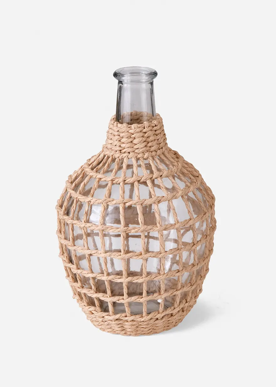 Vase mit Rattangeflecht