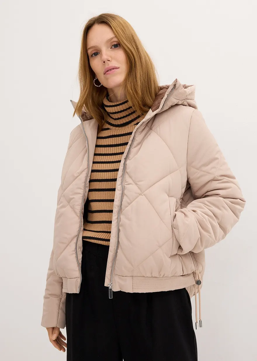 Kurze Steppjacke mit Futter in Kontrastfarbe