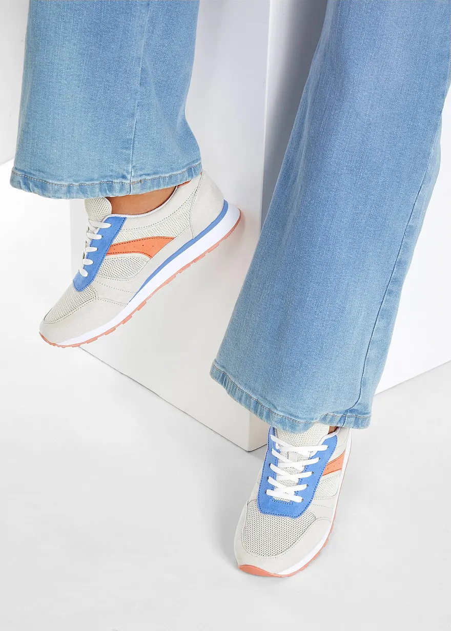 Sneaker