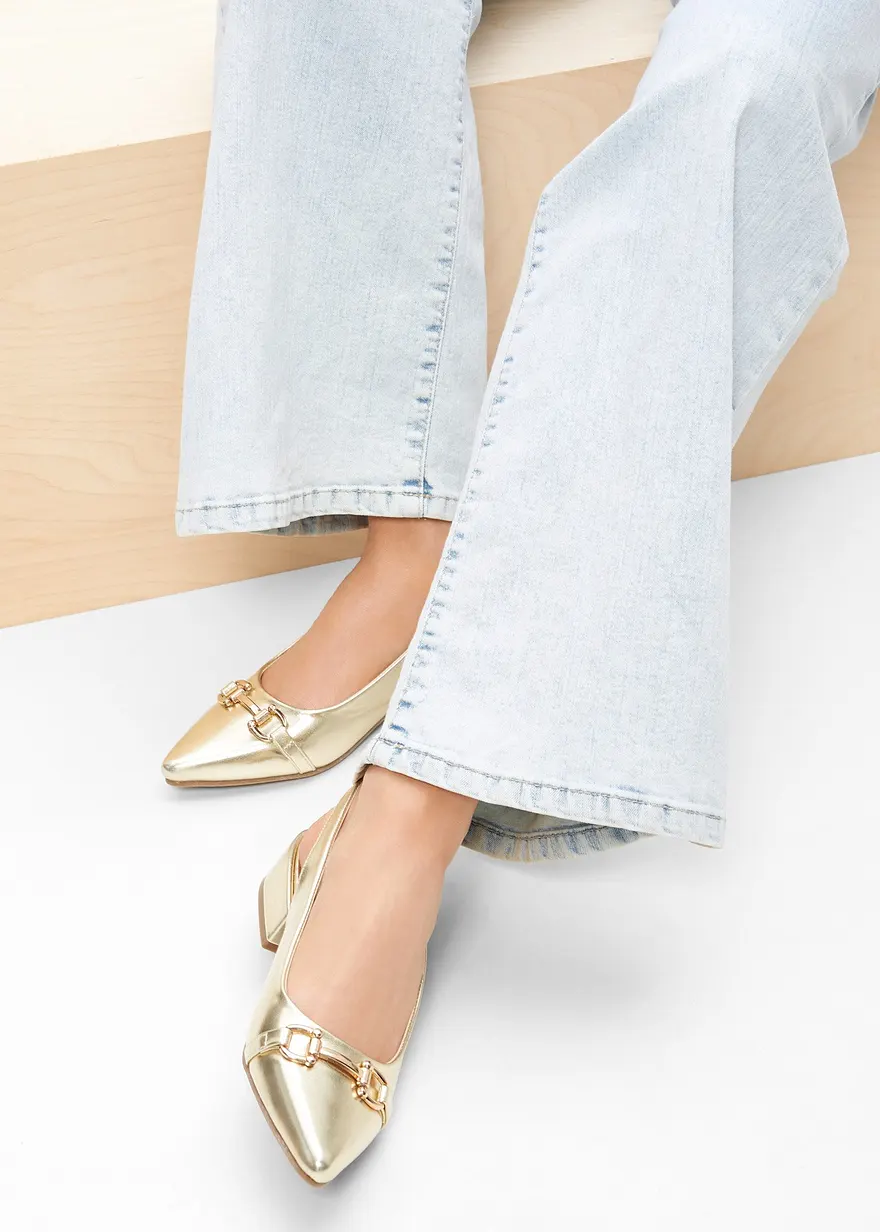 Sling Pumps